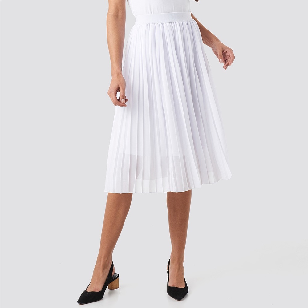 midi pleated skirt